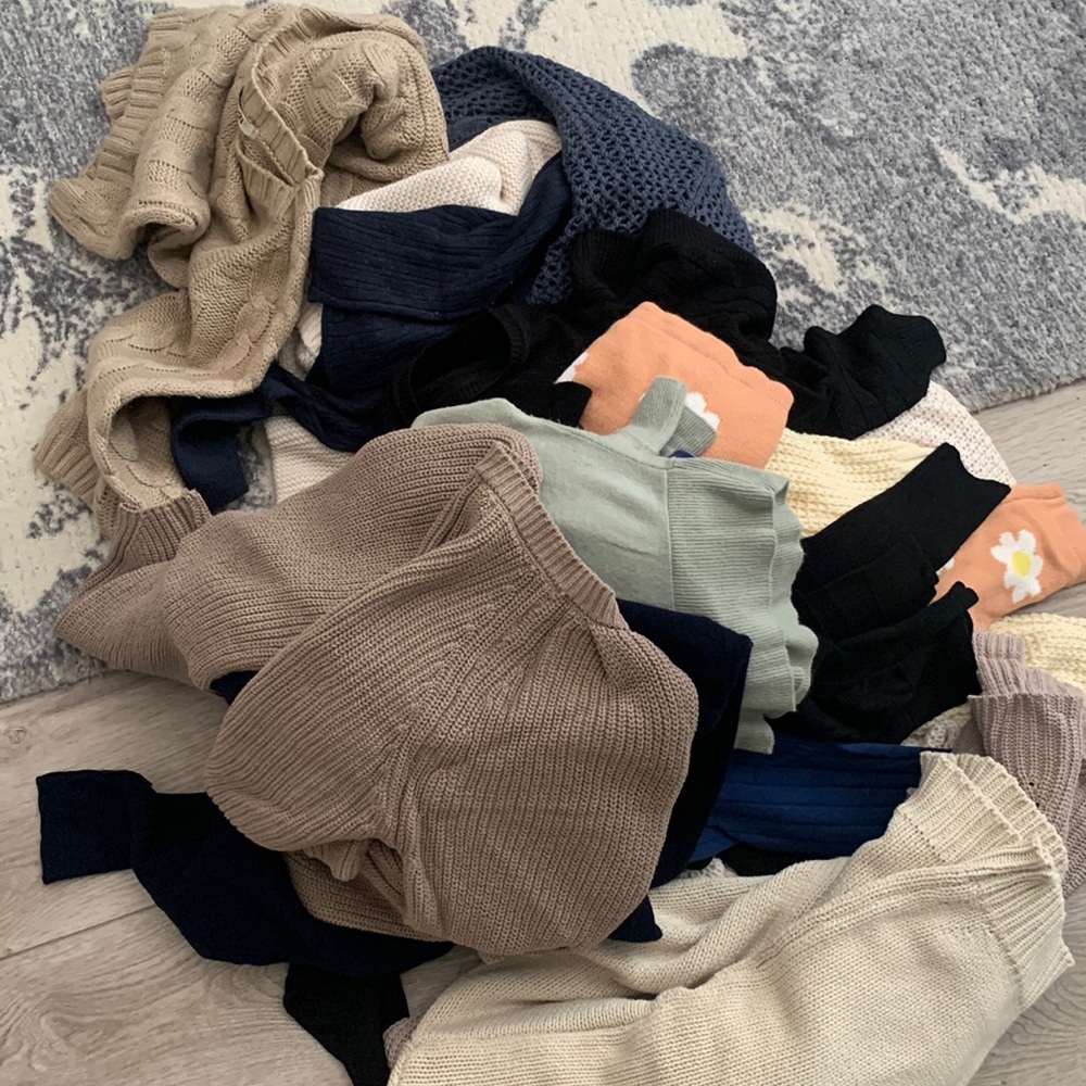 mystery sweater bundle (3 sweaters for $10)